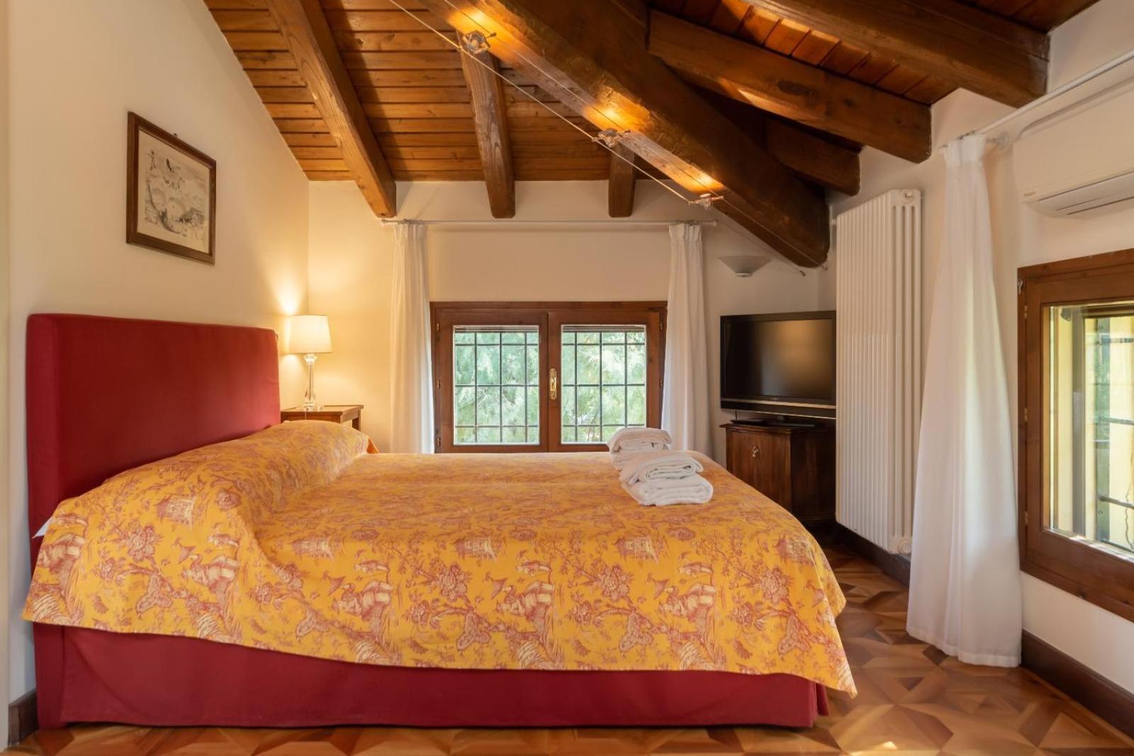 ลา แกวร์ชา Bed & Breakfast ซาสโซ มาร์โคนิ ภายนอก รูปภาพ